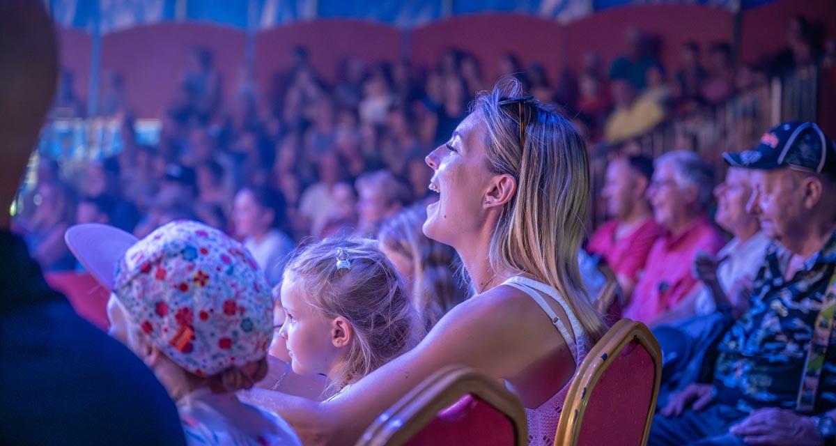 Le spectacle de cirque Le spectacle de cirque