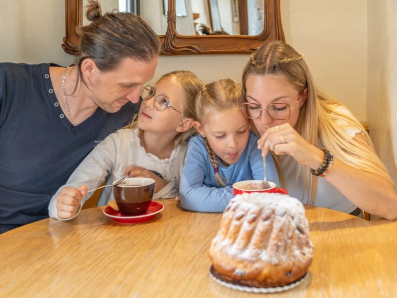 2024-alsace-selestat-musee-boulangerie-maison-du-pain-famille-credit-vincent-schneider-selestat-hkt (67)